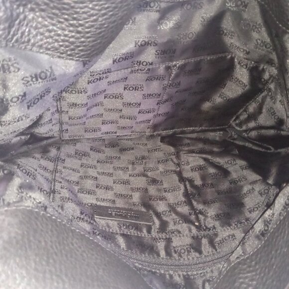 MICHAEL KORS "Austin" Black Pebbled Leather Hobo Shoulder Bag - Picture 15 of 16